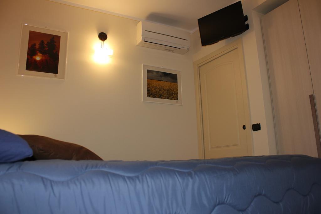 Hostel Del Gal Clusane Eksteriør billede
